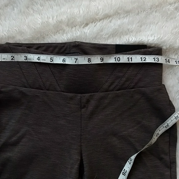 Dressy Dressbarn brown leggings size XS - NWT - Picture 2 of 4